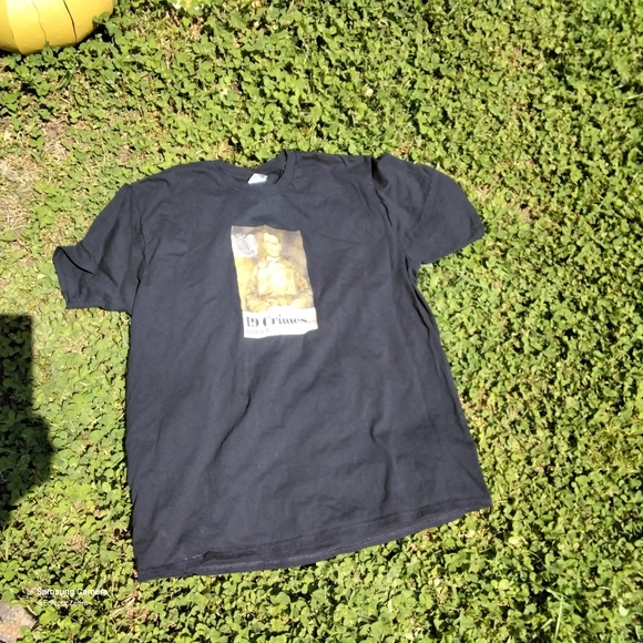 19 CRIMES ROGUE BLACK TSHIRT - Picture 2 of 3